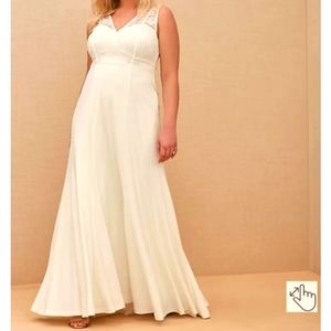 Torrid Ivory lace inset sleeveless mermaid wedding dress BNIB, NWT size 14